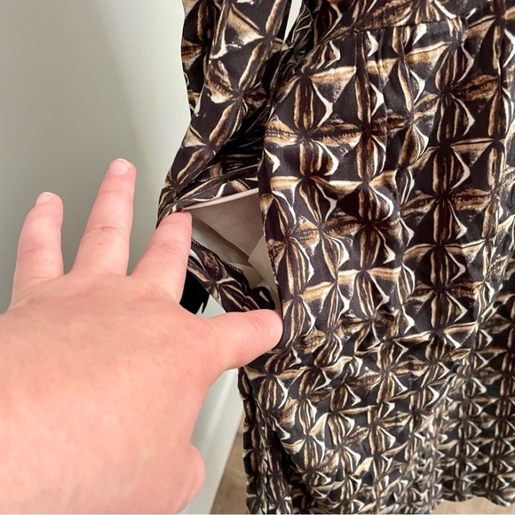 Love Moschino Brown Long Collared Sleeve Shirt Dress Gold Buttons - Picture 4 of 10